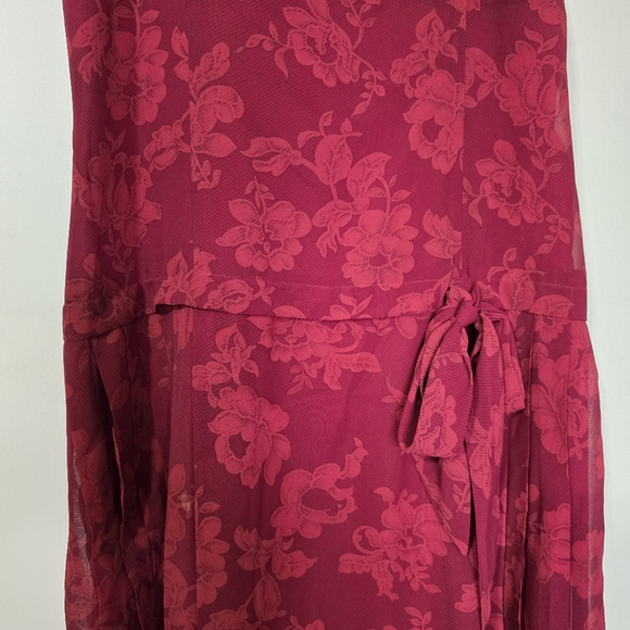 NWT London Times Red Floral Midi Dress Bow Sleeveless Fit & Flare Size 12 - Picture 5 of 11